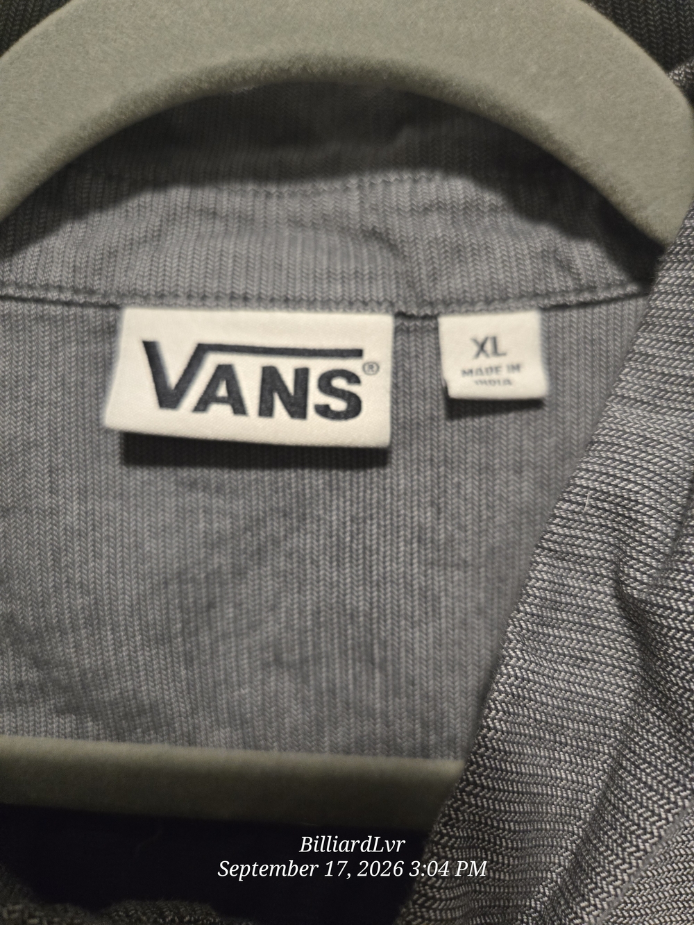 Vans Men's Gray Short Sleeve Button-Down Shirt